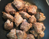 Foto del paso 2 de la receta: Ternera guisada con champiñones