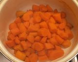 Lila és sárga batáta gnocchi recept fázis 3 fotója