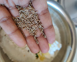 A picture of step 2 of Rava dosa/Semolina dosa.