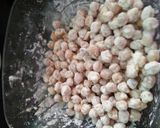 A picture of step 2 of Crunchy chana chilli.