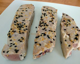Foto del paso 3 de la receta: 169.🍱Tataki de atún con canónigos 🍃