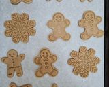 Foto del paso 4 de la receta: Galletitas navideñas de canela y jengibre