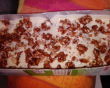 Foto del paso 3 de la receta: Chocolate blanco con sal rosa y pipas garrapiñadas