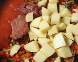 Foto del paso 2 de la receta: Guiso con chorizo y costillas ahumadas