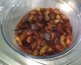 Une image de l'étape 2 de Compote de prunes au curaçao et sucre punjabi.