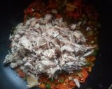 A picture of step 4 of Fish pie fillings.