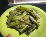 Foto del paso 1 de la receta: Pen-k aceti(pencas de acelga encurtidas)