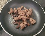 Foto del paso 2 de la receta: Coliflor con salteado de morcilla y cebolla confitada