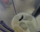 A picture of step 2 of Dates shake.