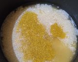 Foto langkah ke 2 dari resep Nasi Kuning Rempah Tanpa Santan (Metode Rice Cooker).