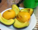 A picture of step 1 of Mango,ovacoado juice# author marathon #.