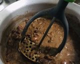 A picture of step 3 of Easy Refried Beans.