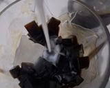 Foto langkah ke 5 dari resep Es Cao (Cincau) Santan Gula Merah.