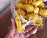 Hình bước làm 5 của món Bánh Bí Đỏ Phô Mai Nướng / Cheesy Pumpkin Mini Buns