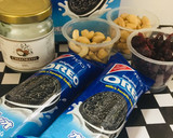 Foto del paso 1 de la receta: PYE DE UVAS CON GALLETAS OREO!