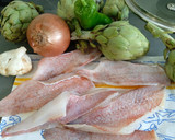 Foto del paso 1 de la receta: Arroz caldoso de gallineta y alcachofas