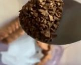 A picture of step 1 of Candi Milkshake.