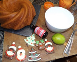 Foto del paso 3 de la receta: Bundt cake navideño de clementinas con glaseado de rosas