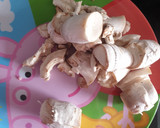 Foto del paso 1 de la receta: Tapa champiñón con vegetales y mousse de aceite de trufa