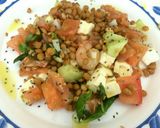 Foto del paso 3 de la receta: Ensalada de lentejas y salmón
