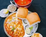 A picture of step 4 of Misal pav.