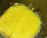 A picture of step 1 of Bread pakoda.