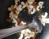 A picture of step 2 of Moong daal halwa.