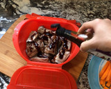 Foto del paso 5 de la receta: Costillas de cerdo en salsa teriyaki con zanahorias en Lékué