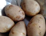 A picture of step 2 of Batata vada (Maharashtrian style).