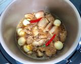 Hình bước làm 4 của món Thịt kho tàu