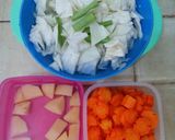 Foto langkah ke 1 dari resep Sayur sop sederhana.