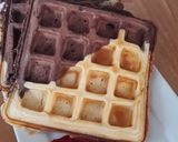 Foto del paso 7 de la receta: Waffles bicolor con salsa de frambuesas