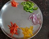 A picture of step 4 of Bhakri pizza.