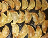Foto del paso 7 de la receta Empanadilla O (gyozas) rellenas de carne especiada