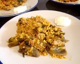 Foto del paso 2 de la receta: Arroz con atún, ajetes y alcachofas, sin caldo de pescado y con alga nori y falso alioli