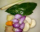 Foto langkah ke 1 dari resep Opor Ayam (Tanpa Santan).
