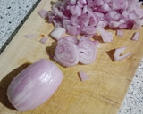 Foto del paso 1 de la receta: Crema de champiñones, perifollo y nuez moscada