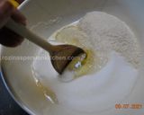 عکس مرحله 2 از دستور چطور شیرینی نارگیلی خونگی درست کنیم؟