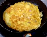 รูปขั้นตอนการทำที่ 4 ของ ไข่เจียวกุ้งสับ