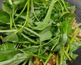 Foto langkah ke 3 dari resep Kangkung Tempe Pedas.