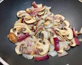 Foto del paso 3 de la receta: Crema de tartufo e funghi (champiñones y trufa)
