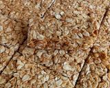 Foto langkah ke 4 dari resep Oat and Honey Granola Bars.