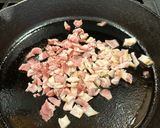 A picture of step 1 of Chicken in a Bacon and White Wine Sauce.