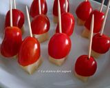 Foto del passaggio 4 della ricetta 🍅Finger Food Sfizioso con Pomodorini e Formaggio Mezzano🧀 (Facile e veloce)