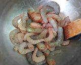 Foto del paso 5 de la receta: Alubias blancas con cigalitas, langostinos y gambas