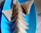 A picture of step 1 of Crispy samosa.