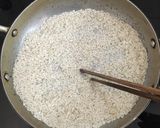 Hình bước làm 1 của món Sữa gạo rang 🤤🤤
