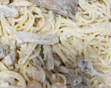 Foto del paso 7 de la receta: Espaguetis a mi manera Y (con gambas y lomo)