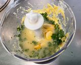 Une image de l'étape 4 de Sauce salade à la moutarde, vinaigre de tomate, ail, persil et citron.