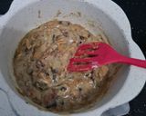 Foto langkah ke 3 dari resep Kebab Roti with Mushroom Sauce.